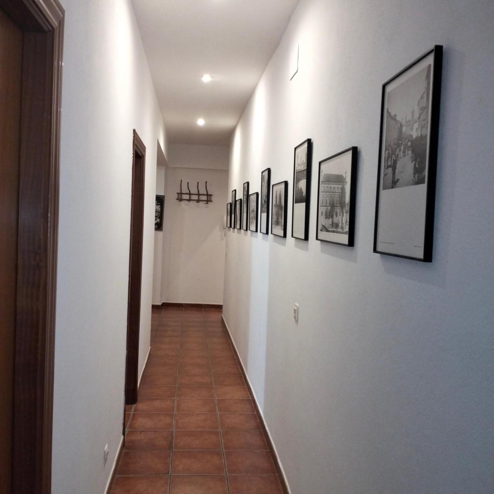 Alojamiento Mercado De Abastos Úbeda Esterno foto